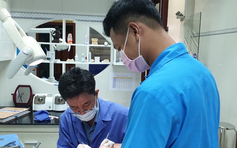 Phòng khám nha khoa của bác sĩ Tăng Suy Nghĩ có đội ngũ nhân lực chất lượng cao