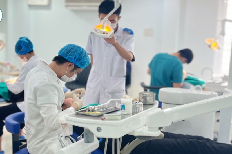 Nha khoa Opal được khách hàng tại Khánh Hòa đánh giá cao về chất lượng dịch vụ