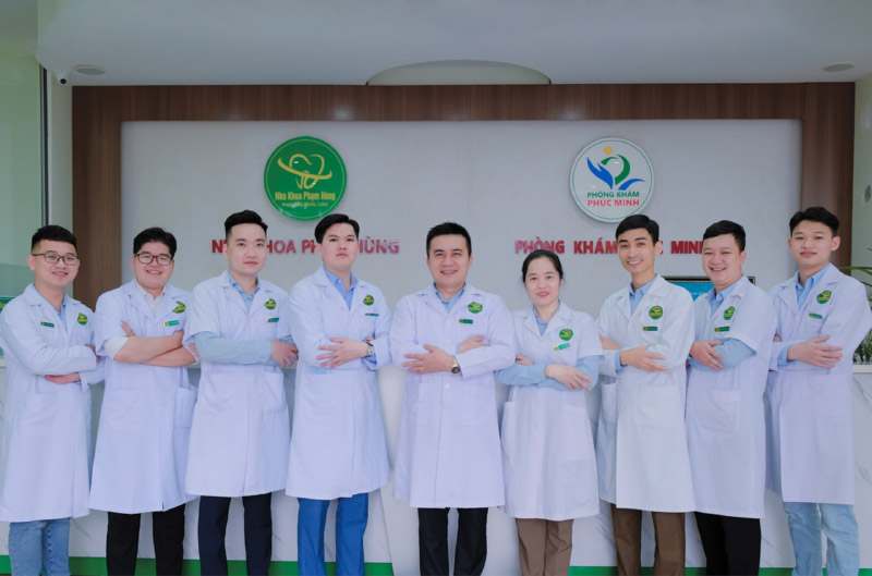 Nha khoa Phạm Hùng là nơi quy tụ đội ngũ bác sĩ hàng đầu
